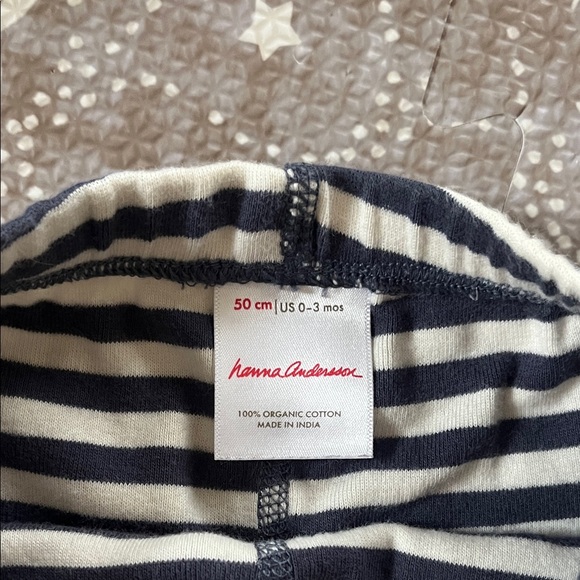 Hanna Andersson Dark Blue Sheep Bodysuit with Striped Pants - Picture 2 of 4